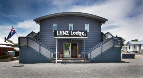 Ohakune Hostel | LKNZ Lodge & Cafe