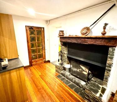 Ciudad Universitaria Apartment | Llivia centro historico