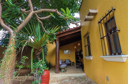 Tlalixtac de Cabrera House | LLovaneli House - HiveNB