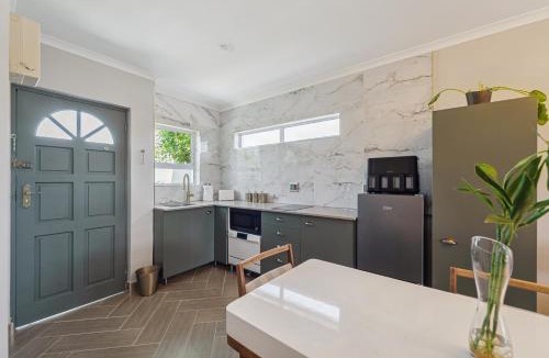 Thornton House | Lloyd's Corner
