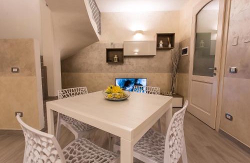 Lonato del Garda Apartment | LM House 01