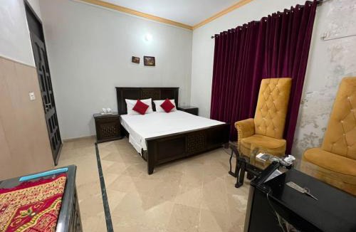 E-11 Sector Bed & Breakfast | LMC Accommodation E-11-1