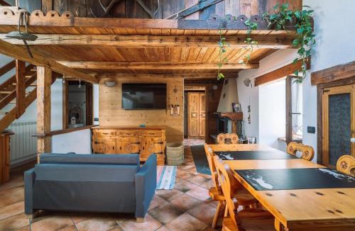Ussel House | Lo Peyo