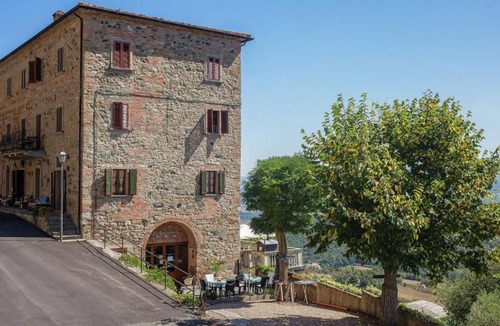 Montecastelli House | Lo Scricciolo Bi