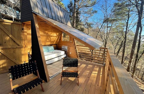 Eureka Springs Cabin | Loblolly Pines 2 Adventure Aframe