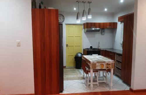 Trawal House | Local & Comfortable
