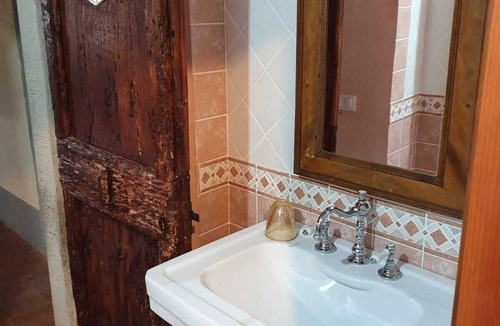 Chiassa Superiore House | Locanda di Santantimo