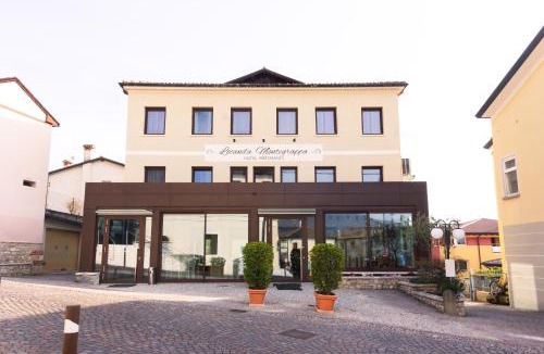 Borso del Grappa Hotel | Locanda Montegrappa