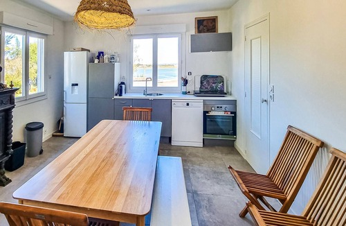 Bourcefranc-le-Chapus Apartment | Located in Bourcefranc-le-Chapus, a stone's throw from the , this family-friendly vacation home welc