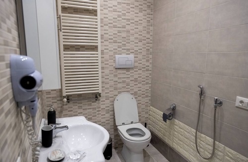 Historical Center House | Located within walking distance of the subway and historic center