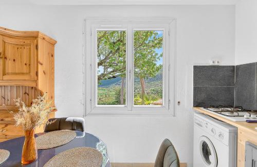 La Robine-sur-Galabre House | Location Gîte Les Iris