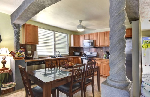 Esperanza House | Location, Location, Location with Pool