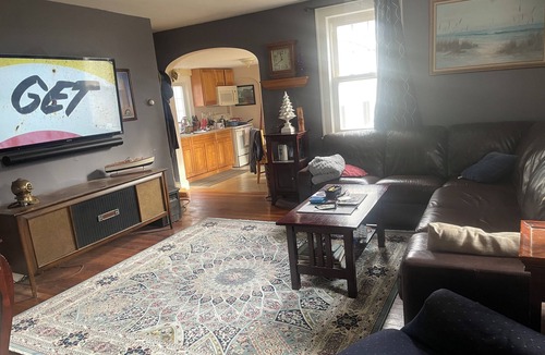 South Walpole House | Location, Location, Location!n.9 mile walk to World Cup/Gillette Stadium.