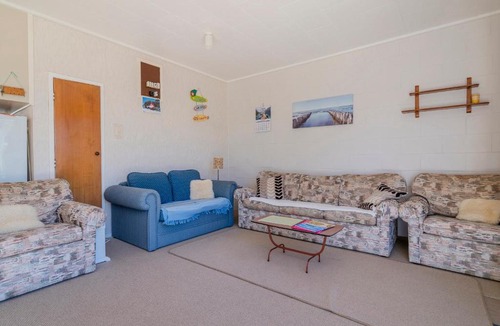 Whangamata House | Location Plus - Whangamata Holiday Home