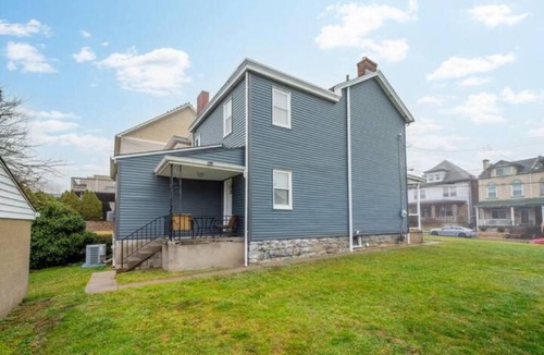 Mount Washington House | LOCATION! Walkable to inclines & stunning views