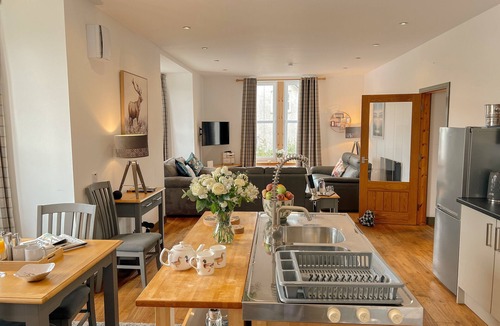 Fort Augustus Apartment | Loch Ness Gate House Apartments