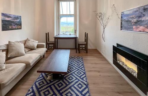 Kilmun Apartment | Lochside Hermitage