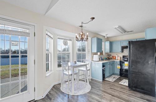 Charlotte House | Locked In