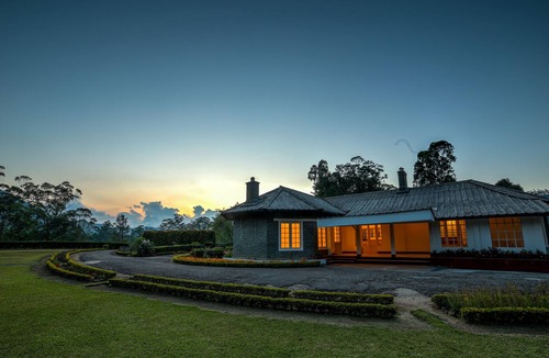 Devikolam Cabin | Lockhart Bungalow Munnar CGH Earth