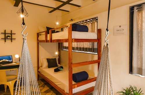 Park Road Hostel | Locomo Hostel OG - Stay Work Eat