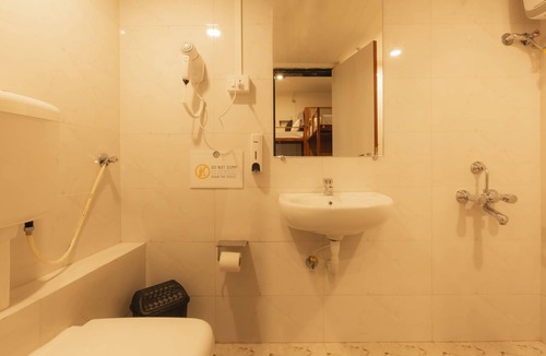 Park Road Hostel | Locomo Hostel OG - Stay Work Eat