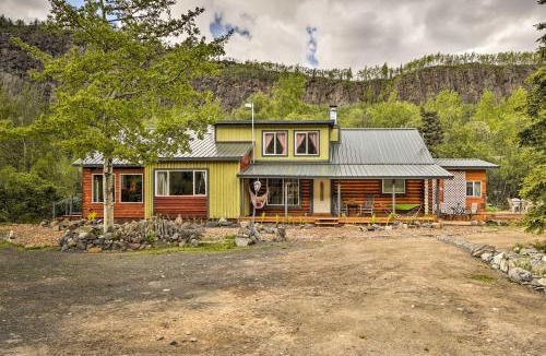 Sutton House | Lodge 88: Lakefront, Dock, Boats & Wildlife