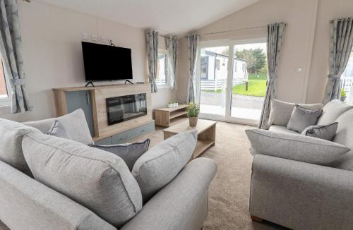 Saint Asaph House | Lodge 9