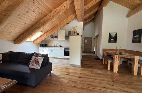 Neuhutten Apartment | Lodge "Eule" 2 bedrooms and 1 living room - Waldzeit Café and Lodge