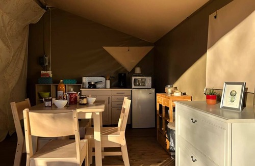 Eclassan House | Lodge Insolite Nature Canada 2 rooms without bathroom - 25 m2 + 15 m² covered terrace 4 persons