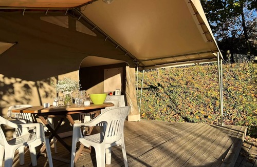 Eclassan House | Lodge Insolite Nature Canada 2 rooms without bathroom - 25 m2 + 15 m² covered terrace 4 persons