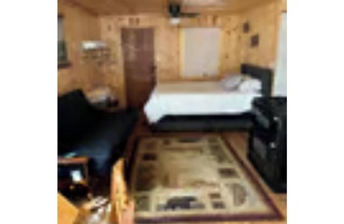 Tulelake RV Rental | Lodging 9 , Queen, full bath & kitchen with hot water