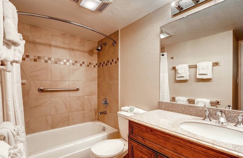 Vail Cabin | Lodging for 4 in Vail Valley with mountain views