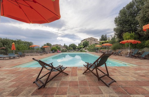 Simignano Apartment | Lodging in Casole Elsa,Siena,pool,Wi-Fi,terrace,barbecue,family friendly,sleep 7