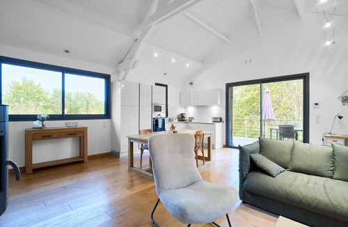 Saint-Jean-d'Eyraud Apartment | Loft Ôrizon at Domaine De L'ô