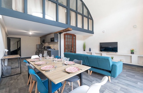 Mercury Apartment | Loft 15 + Loft 16