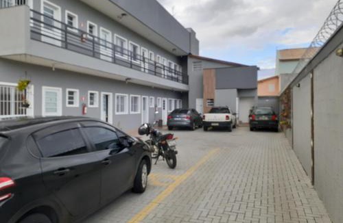 Pindamonhangaba Apartment | LOFT 2 COMPLETO AR CANAIS ASSINAT GARAGEM INTERNET prox Aparecida e Industrias