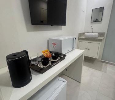 Muquicaba Apartment | Loft 305A com Ar Condicionado no Bairro Muquiçaba, bem localizado para negócios e fácil acesso para todas as praias e montanhas da cidade - sem vaga de garagem