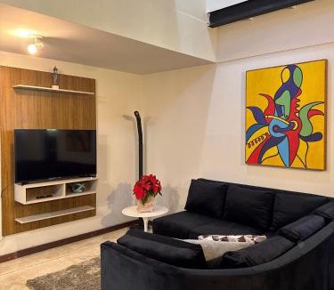 Carapicuiba Ski Chalet | Loft Aconchegante com Atmosfera Intimista em Meio à Natureza – Granja Viana