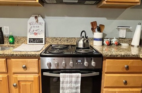 Brunswick Apartment | Loft Apt Just off C&O near Harpers Ferry and AT
