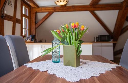 Kirchensittenbach Apartment | Loft auf altem Gutshof ab 2 Nächte