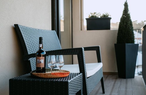 Santa Marinha Apartment | Loft c/Varanda - Centro Histórico de Gaia