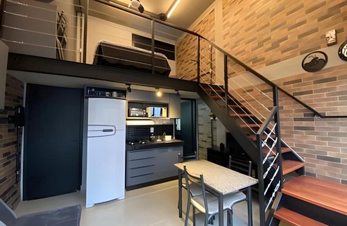 Jardim Imperial Apartment | Loft com Hidromassagem