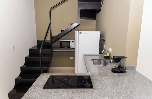 Jardim Itagua Apartment | Loft com Smart TV e Ar próximo à Praia do Itaguá