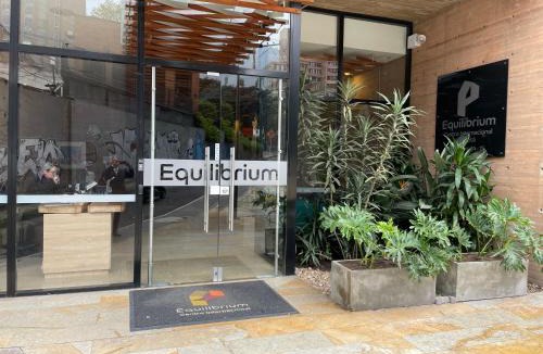 Centro International Apartment | Loft Cool Equilibrium