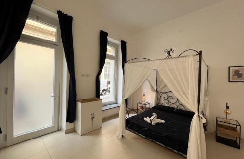 Roman Quarter Apartment | Loft Corte d'Appello - Host by Traveller's Nest