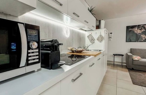 Santa Rita Apartment | Loft Design + Garage and Fitness Area