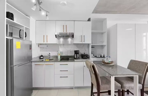 Curridabat Apartment | Loft Ifreses Curridabat con cama King Size y A/C