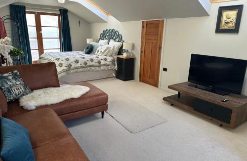 Clyde Bed & Breakfast | Loft on Blyth