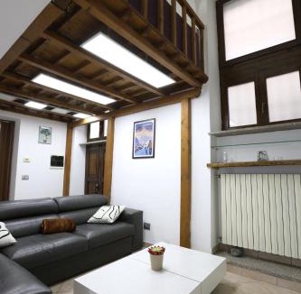 Vercelli Apartment | Loft Piazza Cavour Vercelli
