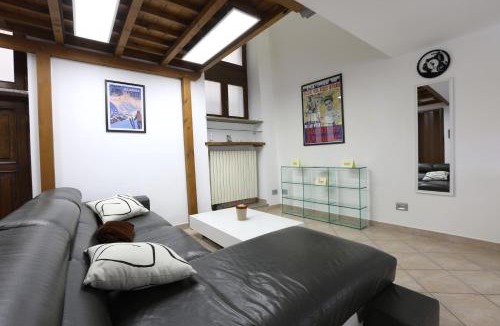 Vercelli Apartment | Loft Piazza Cavour Vercelli